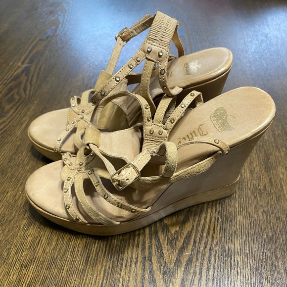 Juicy Couture Wedge Platform Wood Sandal with Suede Straps Rhinestone Size 6 - Picture 1 of 8